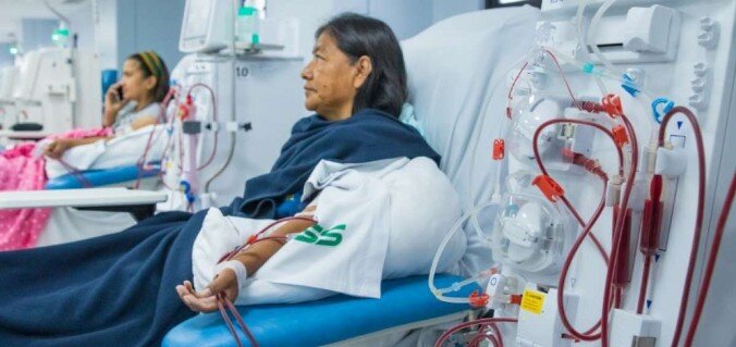 Ayuda médica Ayuda médica inmediata en el Centro Médico de Especialidades Cardiorenal